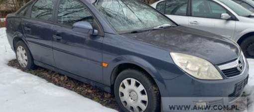 AMW w Lublinie sprzedaje auta, instrumenty i sprzęt z wojska